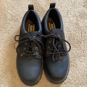 GBX Men’s Shoes 10.5 NWOB